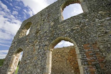 Ruinas de la abadia franciscana de Dunwich
